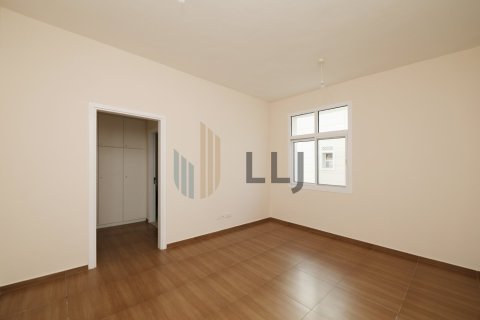 Villa de 4 dormitorios  No. 131536 19