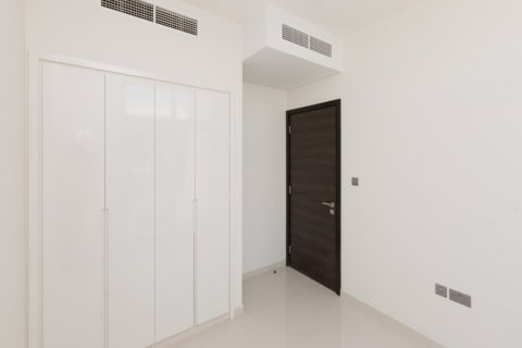 Таунхаус с 3 спальнями в DAMAC Hills (Akoya by DAMAC), ОАЭ №162252 10
