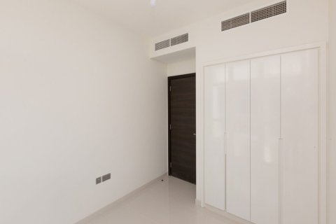 Таунхаус с 3 спальнями в DAMAC Hills (Akoya by DAMAC), ОАЭ №162252 4