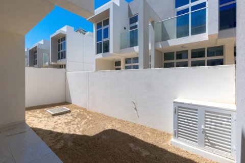Таунхаус с 3 спальнями в DAMAC Hills (Akoya by DAMAC), ОАЭ №162252 20