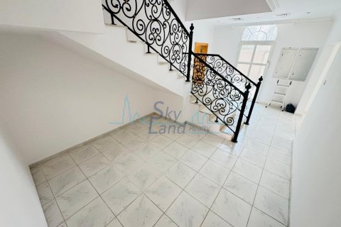 Villa de 5 chambres à Umm Suqeim, UAE No. 105122 20