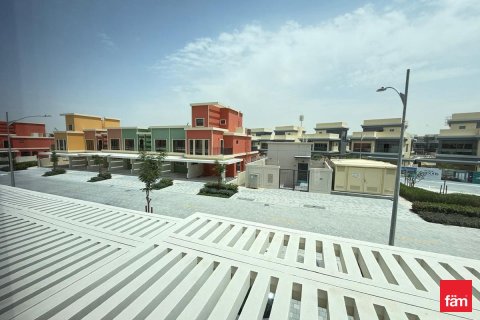 5 bedrooms Townhouse in Dubai, UAE No. 166913