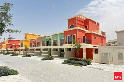 5 bedrooms Townhouse in Dubai, UAE No. 166913 3