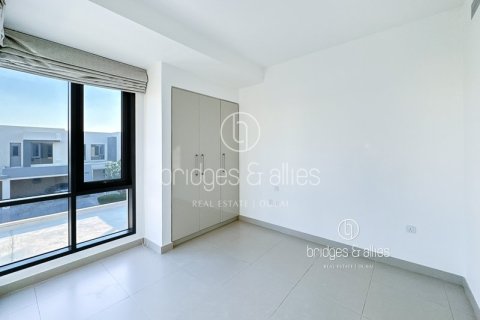 4 غرف نوم فيلا رقم 131615 22