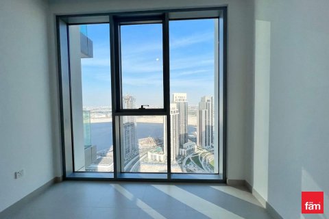 Appartement de 2 chambres à Dubai, UAE No. 102653 2