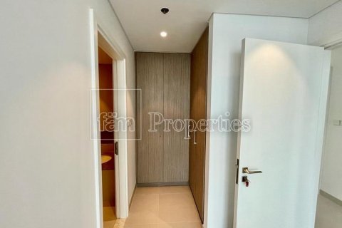 Appartement de 2 chambres à Dubai, UAE No. 102653 12