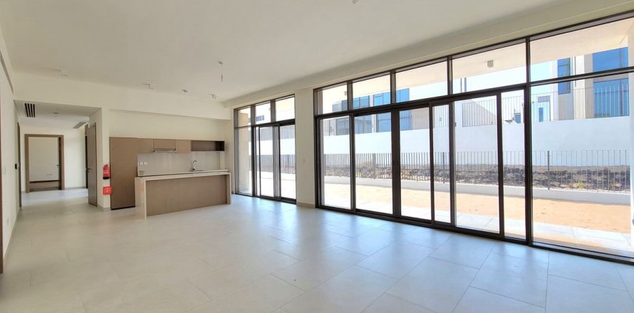 Villa de 4 chambres à Al Furjan, UAE No. 102634