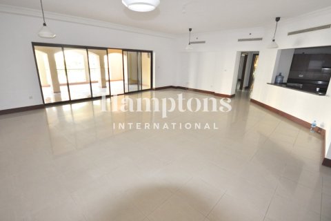 3 bedrooms Apartment in FIVE Palm Jumeirah, UAE No. 199531 22