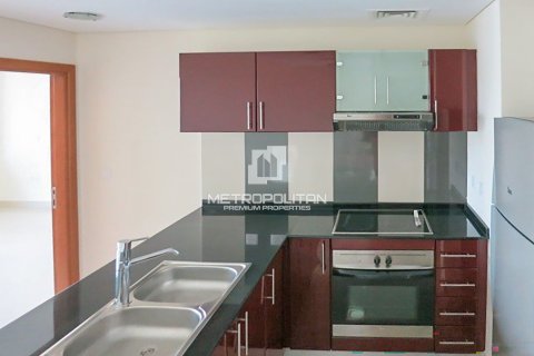 Квартира с 1 спальней в Дубай Марина, ОАЭ №40381 11