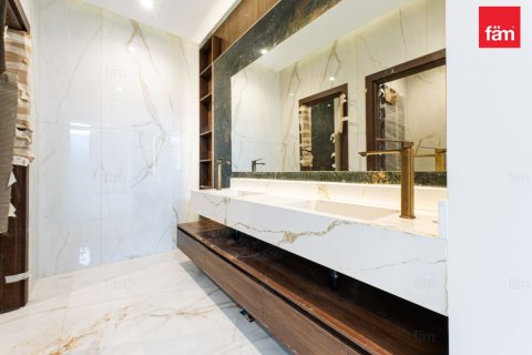 6 bedrooms Villa in Dubai, UAE No. 198655 14