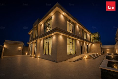6 bedrooms Villa in Dubai, UAE No. 198655 6