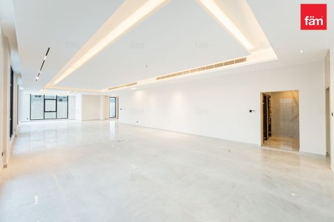 6 bedrooms Villa in Dubai, UAE No. 198655 20