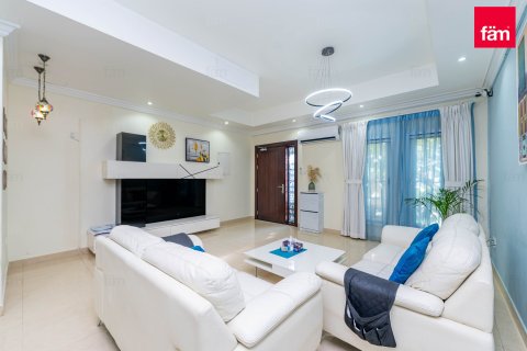 3 bedrooms Townhouse in Dubai, UAE No. 198656 24