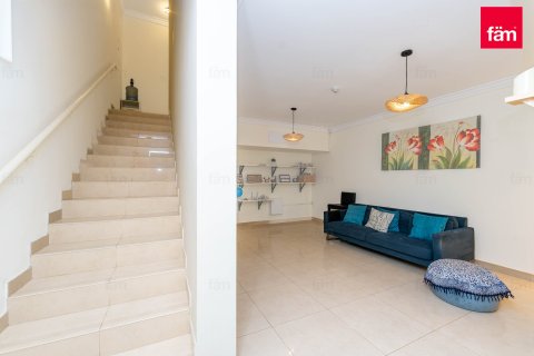 3 bedrooms Townhouse in Dubai, UAE No. 198656 12