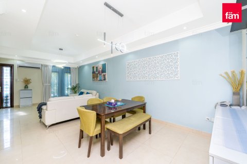 3 bedrooms Townhouse in Dubai, UAE No. 198656 22