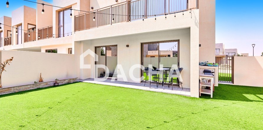 4 غرف نوم فيلا في EMAAR South, الإمارات العربية المتحدة رقم 156558