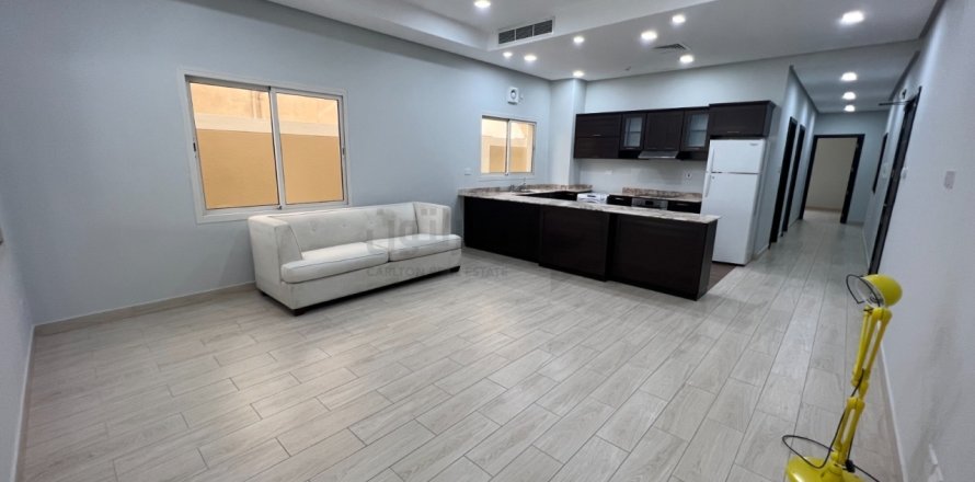 3 bedrooms Apartment in Bani Jamra, Bahrain No. 105442