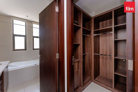 4 bedrooms Villa in Reem, UAE No. 187853 24