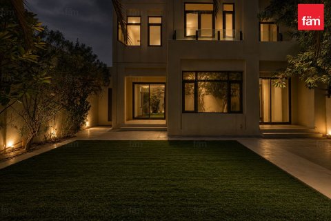 4 bedrooms Villa in Reem, UAE No. 187853 11