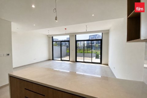 3 bedrooms Townhouse in Dubai, UAE No. 187854 5