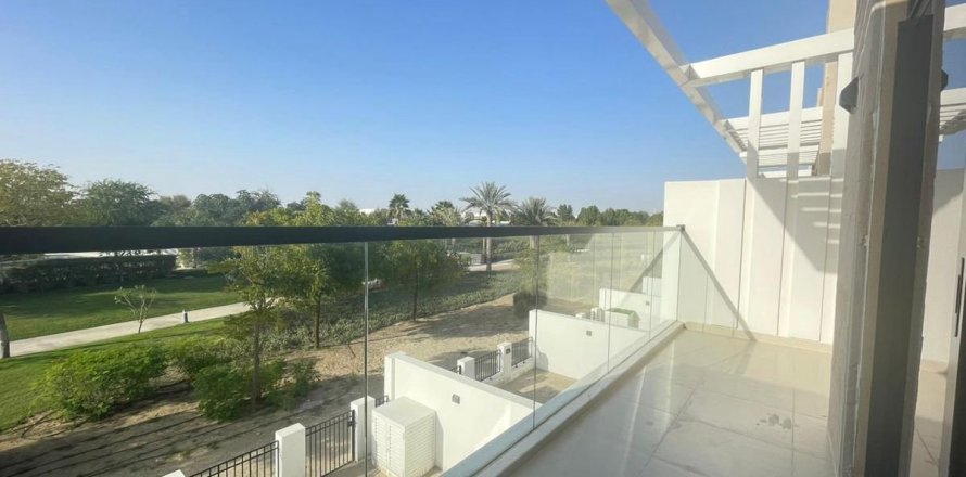 3 bedrooms Townhouse  No. 117675