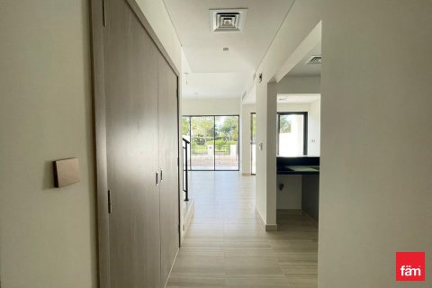 3 bedrooms Townhouse  No. 117675 4