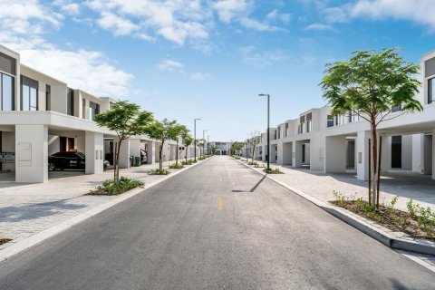 3 bedrooms Townhouse  No. 117699 8