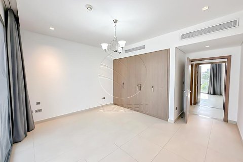 Villa de 4 dormitorios en  Yas Island, UAE No. 167933 3