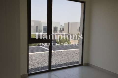Townhouse de 4 dormitorios en Dubai South (Dubai World Central), UAE No. 150565 5