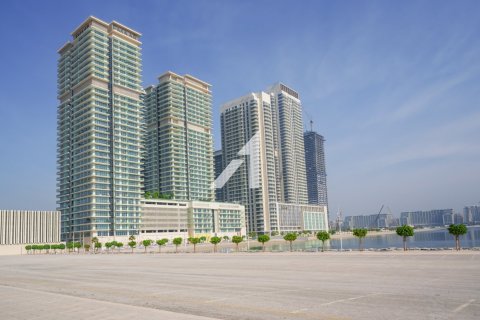 Apartment de 1 dormitorio en EMAAR Beachfront, UAE No. 150570 12