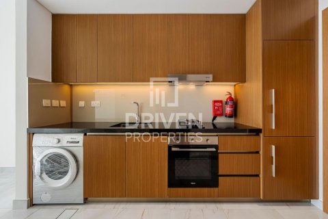 Studio Apartment in Dubai Studio City, UAE No. 200024 9