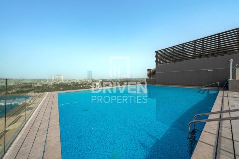 Studio Apartment in Dubai Studio City, UAE No. 200024 3