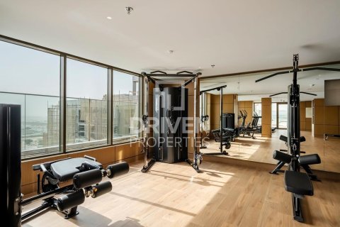 Studio Apartment in Dubai Studio City, UAE No. 200024 6