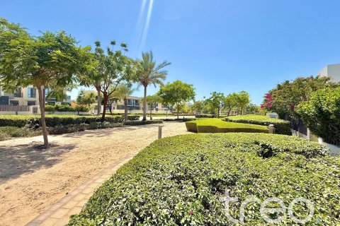 Townhouse de 3 dormitorios en Maple 3, UAE No. 174023 4