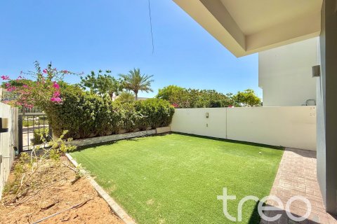 Townhouse de 3 dormitorios en Maple 3, UAE No. 174023 8