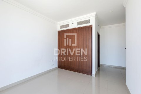 Квартира с 2 спальнями в Даунтаун Дубай (Даунтаун Бурдж Дубай), ОАЭ №137844 18