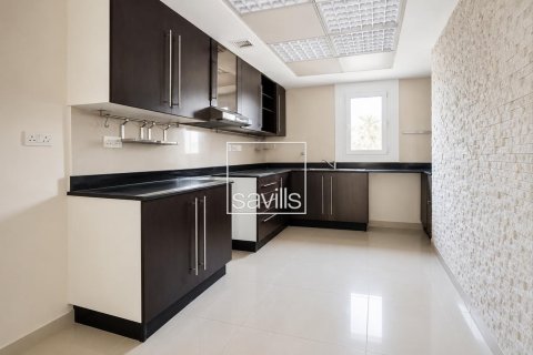 Villa de 5 dormitorios en Al Reef, UAE No. 194825 9