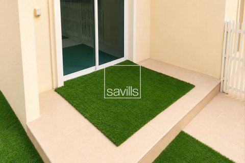 Villa de 5 dormitorios en Al Reef, UAE No. 194825 3
