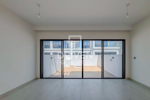 3 bedrooms Townhouse in Damac Lagoons, UAE No. 192169 6