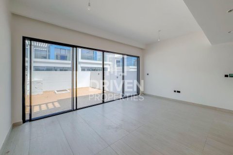 3 bedrooms Townhouse in Damac Lagoons, UAE No. 192169 5