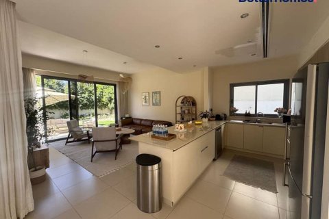 Villa de 3 dormitorios  No. 115607 13
