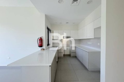 Townhouse de 4 dormitorios  No. 115605 8