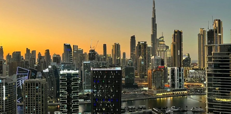 Studio Apartment in Business Bay, UAE No. 145451