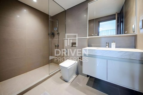 Квартира с 2 спальнями в Burj Royale, ОАЭ №193084 10