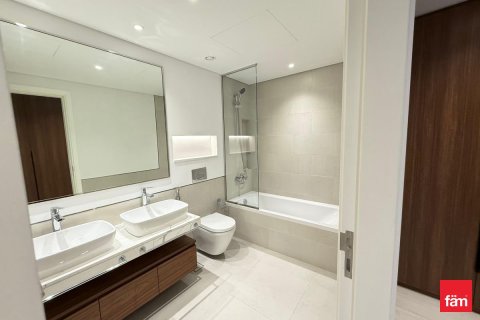 Квартира с 3 спальнями в Умм-Сукейм, ОАЭ №141917 8