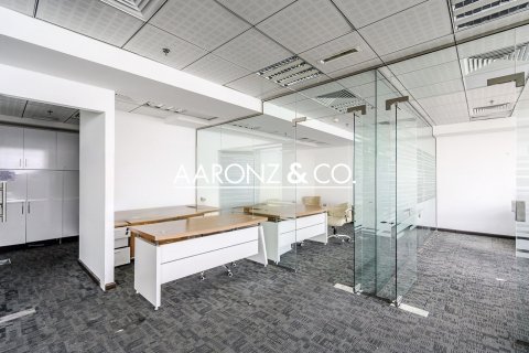 164m² Office in Jumeirah Lake Towers, UAE No. 145067 4