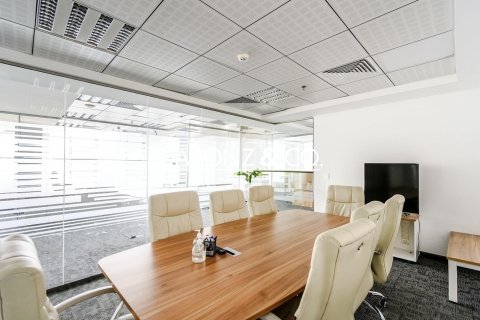 164m² Office in Jumeirah Lake Towers, UAE No. 145067 9