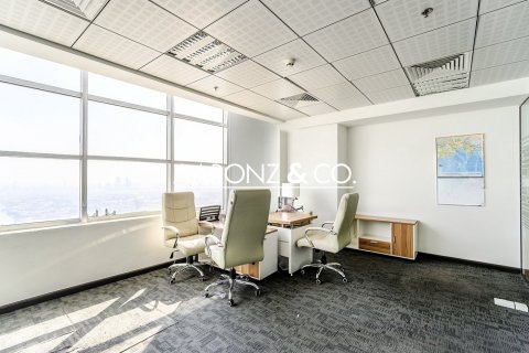 164m² Office in Jumeirah Lake Towers, UAE No. 145067 10