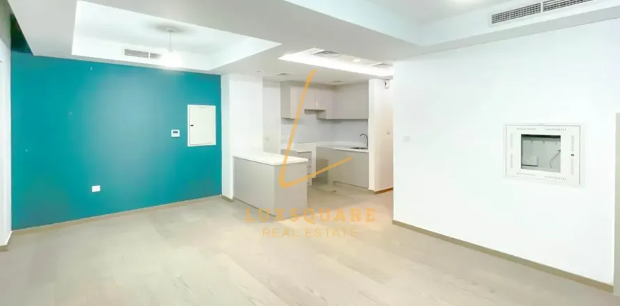 3 bedrooms Townhouse in DAMAC Hills (Akoya by DAMAC), UAE No. 145065