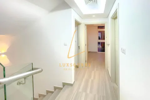 3 bedrooms Townhouse in DAMAC Hills (Akoya by DAMAC), UAE No. 145065 19